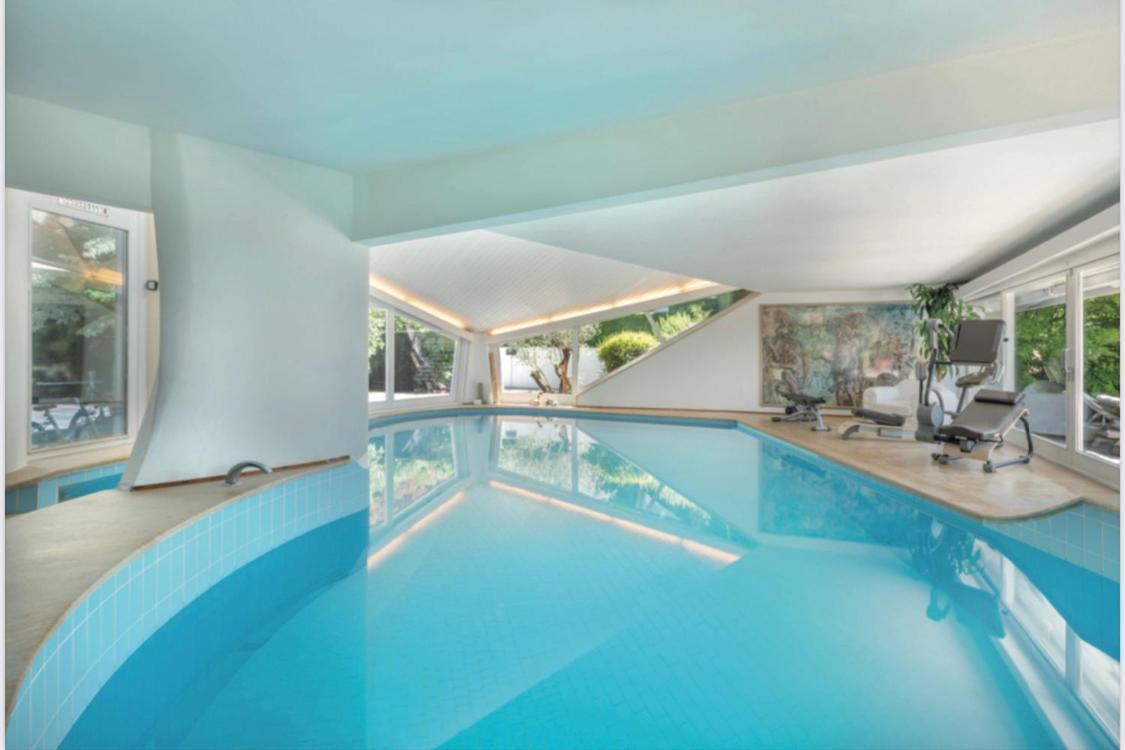 Villa Maison A Cologny